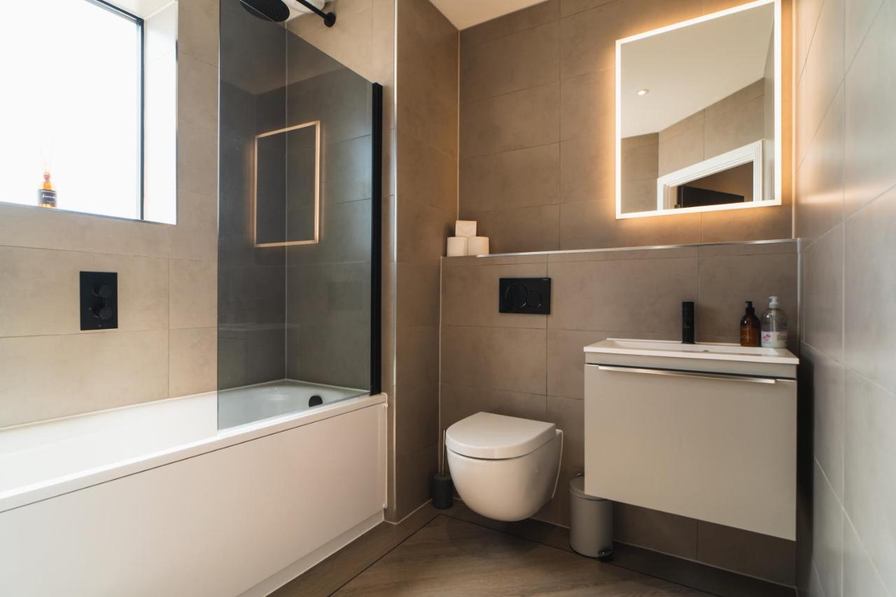 Penthouse - Harbour Views Apartment Poole Bagian luar foto